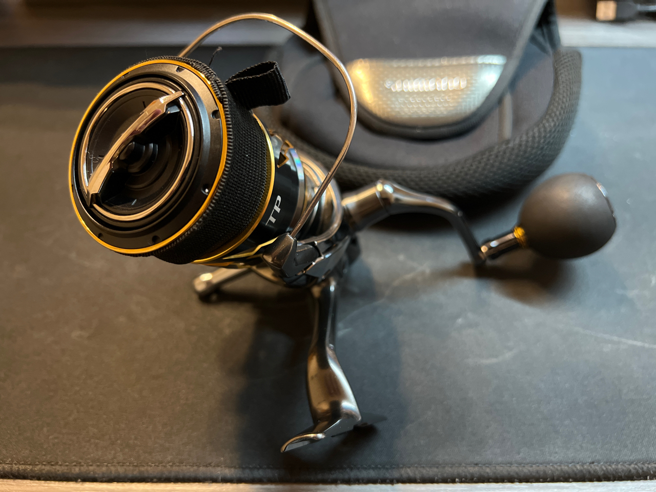 SHIMANO 20ツインパワー 4000XGの最安値・インプレ・釣果 | 本音