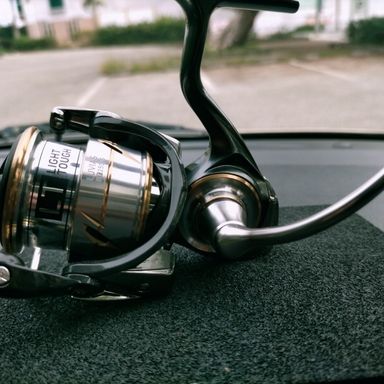 DAIWA LUVIAS FC LT2500S-XH
