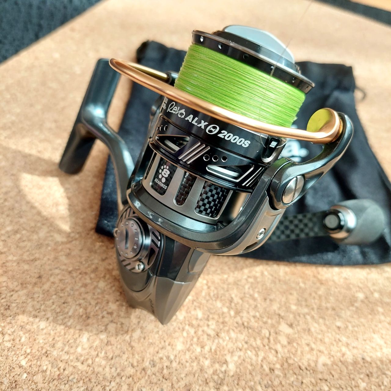 アブガルシア【極上美品】現行モデル◇20 レボ ALX シータ 2500SH/定価