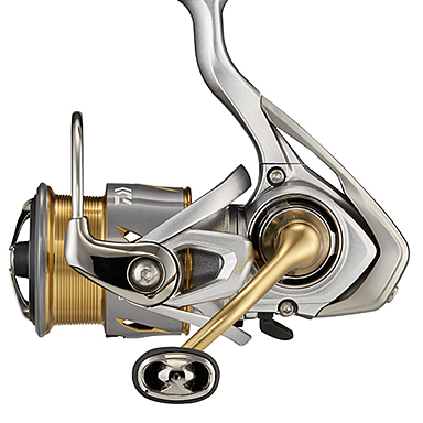 DAIWA FREAMS FC LT2000S-XH