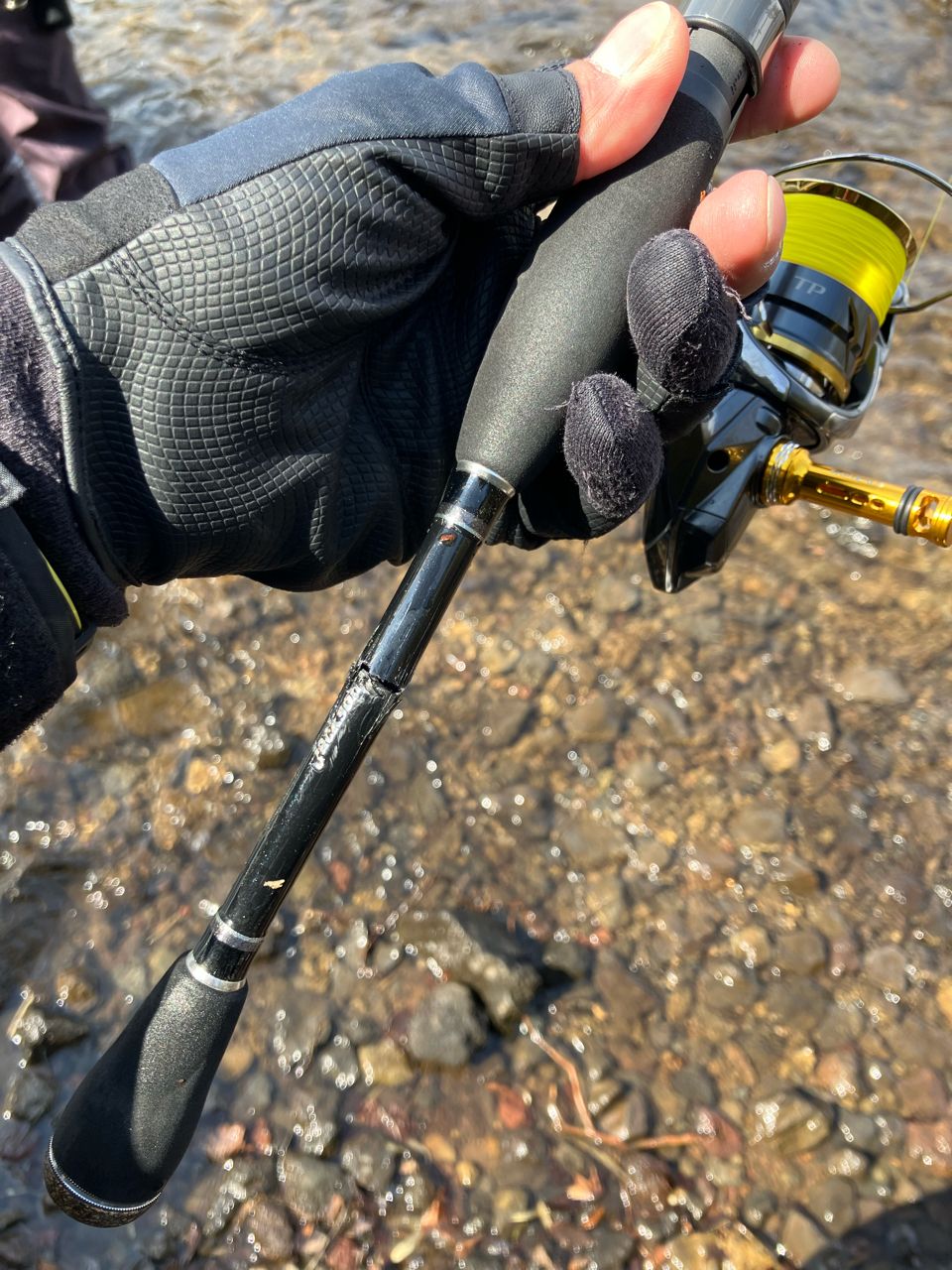 SHIMANO 20ツインパワー 3000MHGのインプレ一覧 | 本音の口コミが
