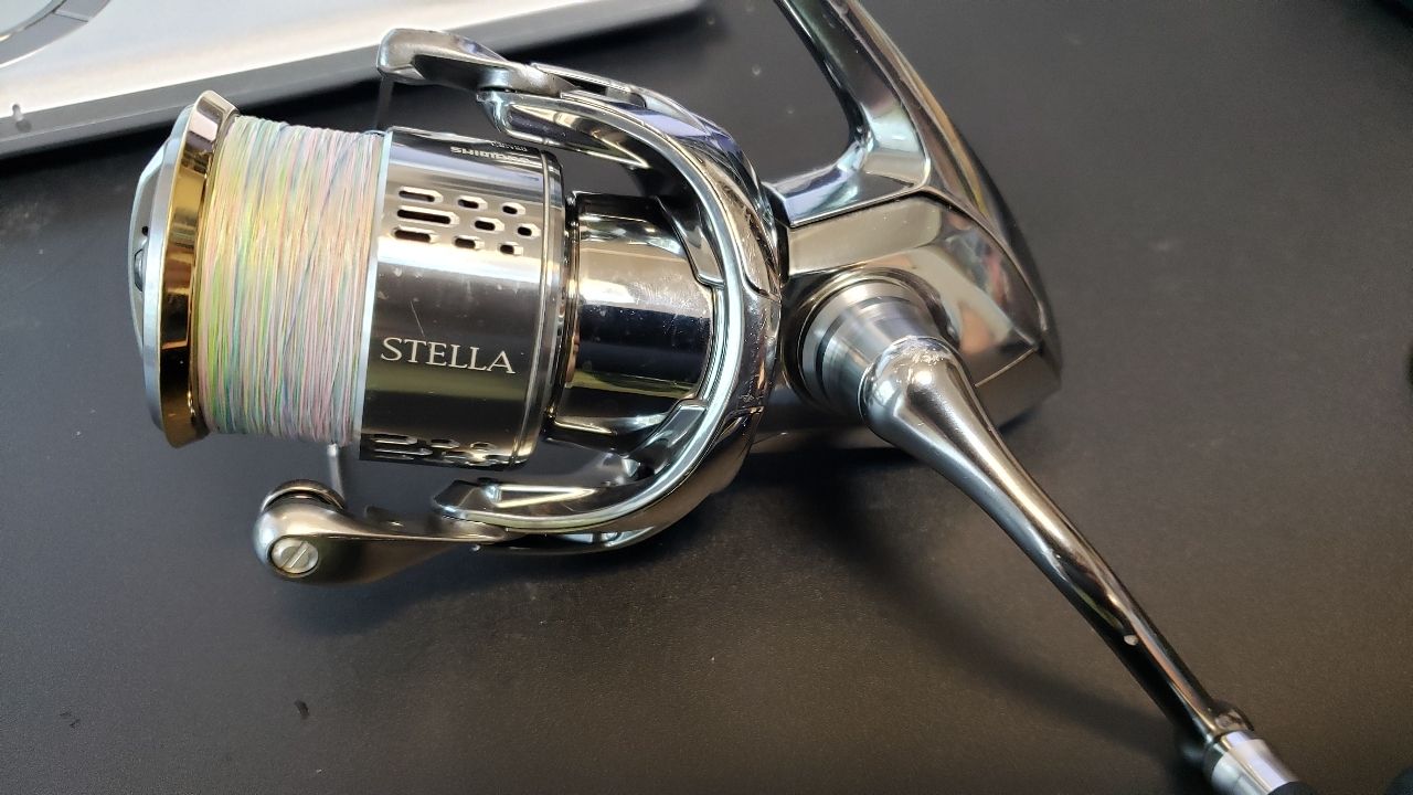 【美品】シマノ 18'ステラ 3000MHG 129-190819-KS-04-IZU シマノ 18ステラ 3000MHG (03-8103120001) - メルカリ