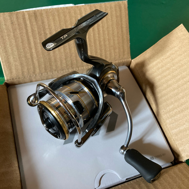 DAIWA LUVIAS FC LT2500S-XH