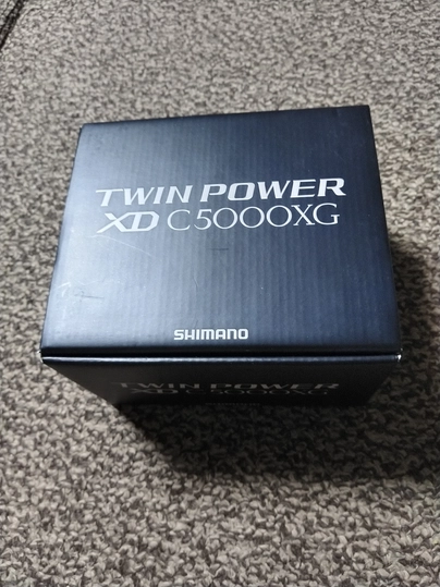 シマノ ツインパワー XD 4000XG