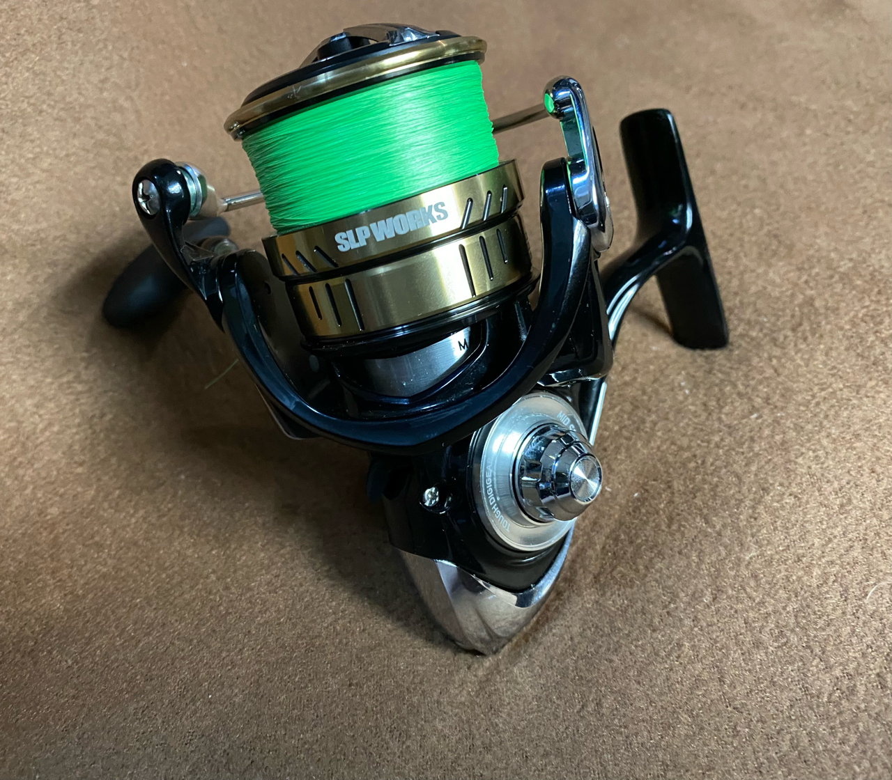 ダイワ レグザ LT3000 23年モデル スピニングリール - 釣具の