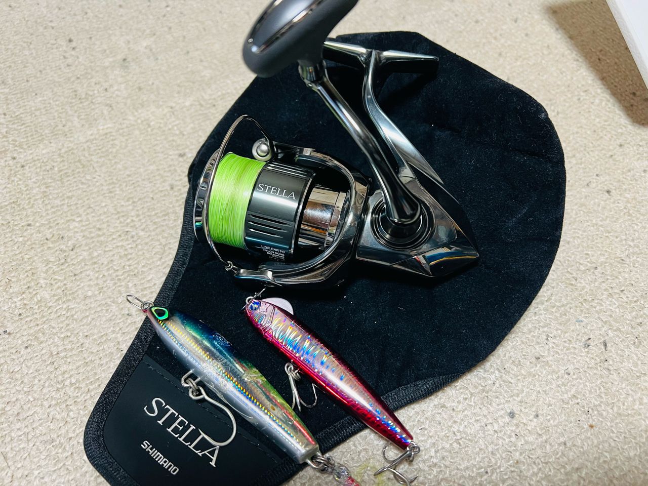 リール 22 STELLA 3000MHG 4969363043931.jpg