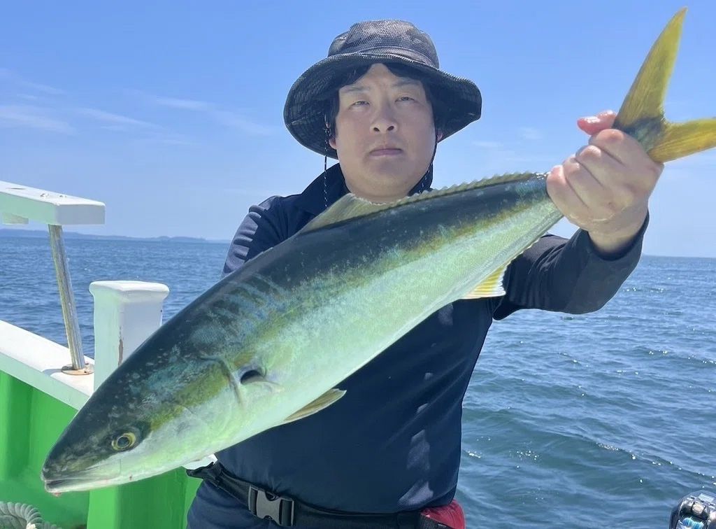 ワラサ釣り　仕立て（貸切）　夏〜秋の大物釣り！