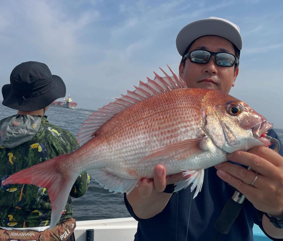 旬の釣船　東京湾タイラバ両舷流しプラン