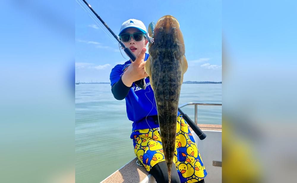 【チャーター】新艇3号艇記念クーポン対象 伊勢湾人気のマゴチ便