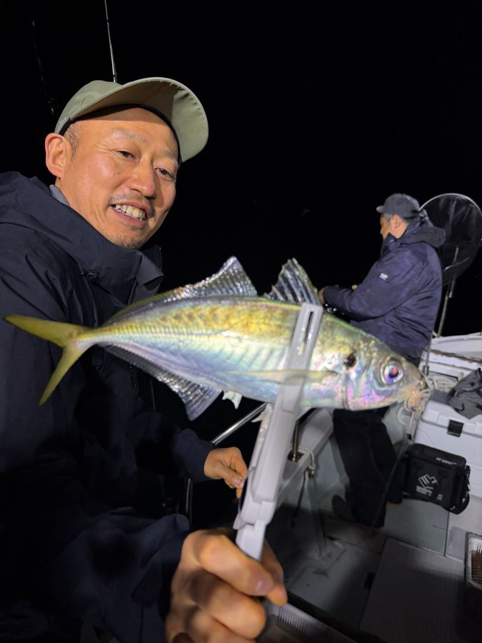 【乗合】湾内ナイトバチコンアジング