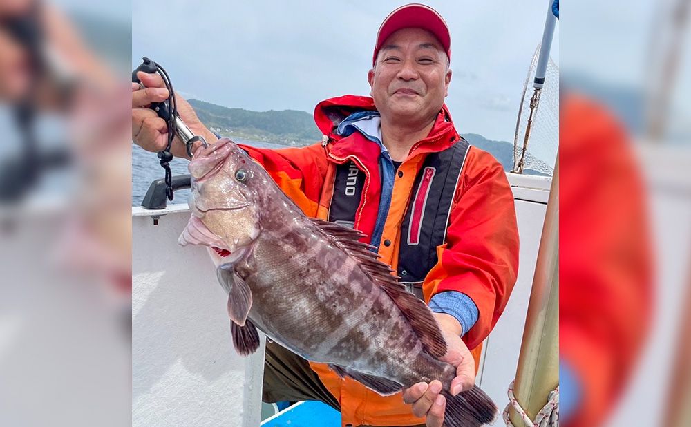 【11月〜12月】深場の高級根魚を狙う！
ヒラメ・マハタ五目釣り乗り合いプラン