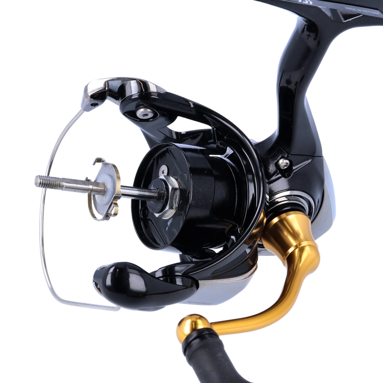 DAIWA 23レガリス LT3000-CXHの最安値・インプレ・釣果 | 本音の DAIWA 23レガリス LT3000-CXHの最安値・インプレ・釣果 | 本音の